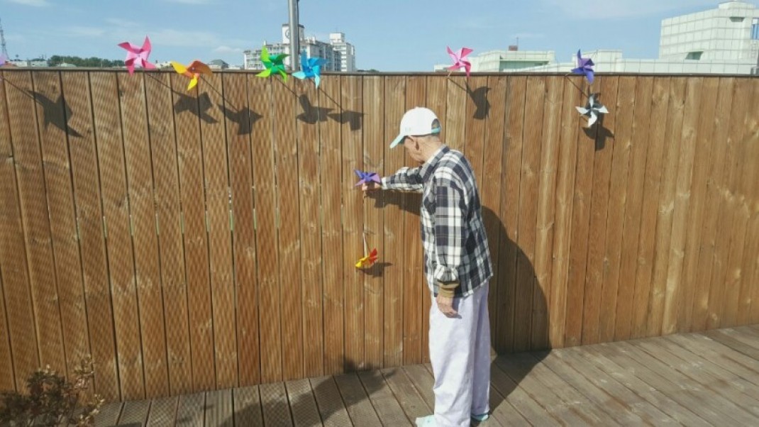 d206a7f5f46f89a322a556ea95b4d2d5_1506926